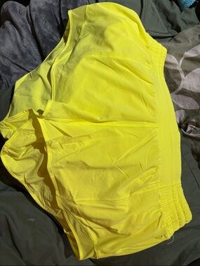 lululemon athletica Neon Yellow Athletic Shorts Hotty Hot shorts 2.5”